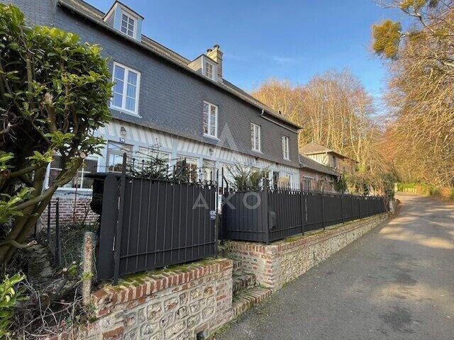 House Saint-Benoît-d'Hébertot - 10 bedrooms