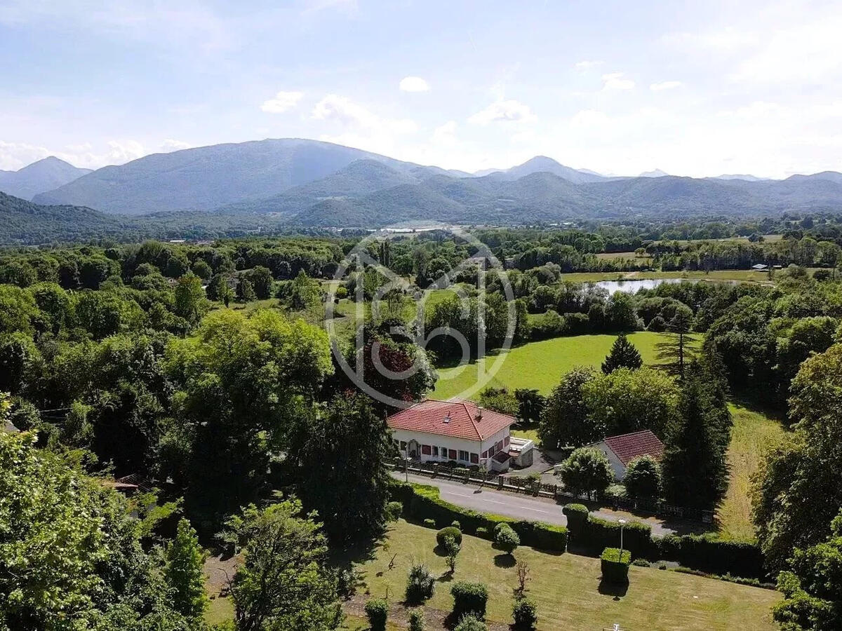 Property Saint-Bertrand-de-Comminges