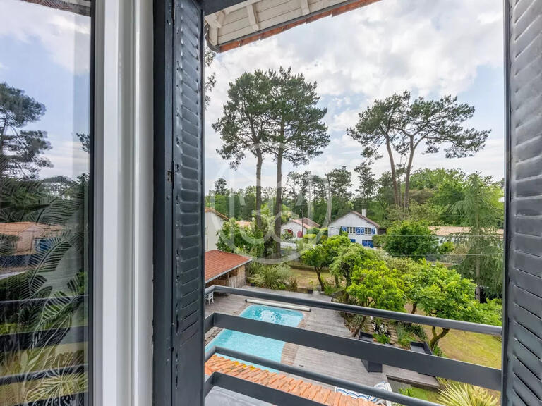 Maison Saint-Brevin-les-Pins - 5 chambres - 235m²