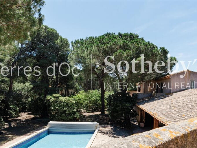 House saint-cyprien-plage - 8 bedrooms - 295m²