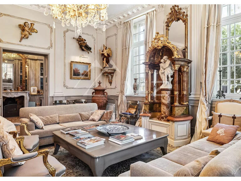 Château Saint-Cyr-sur-Mer - 9 chambres - 1000m²