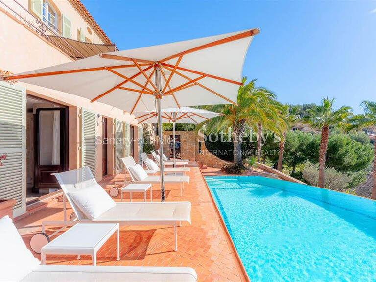 House Saint-Cyr-sur-Mer - 5 bedrooms - 235m²