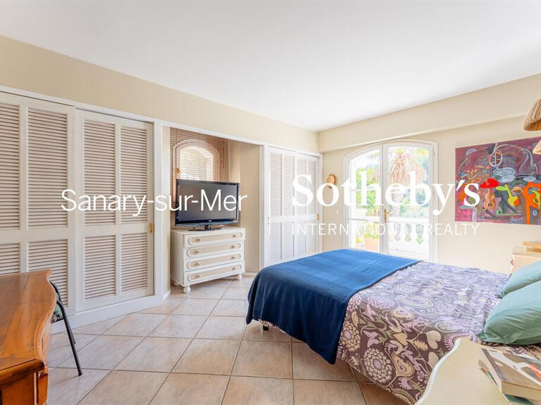 Maison Saint-Cyr-sur-Mer - 4 chambres - 263m²