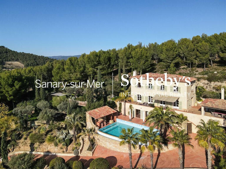 House Saint-Cyr-sur-Mer - 5 bedrooms - 235m²