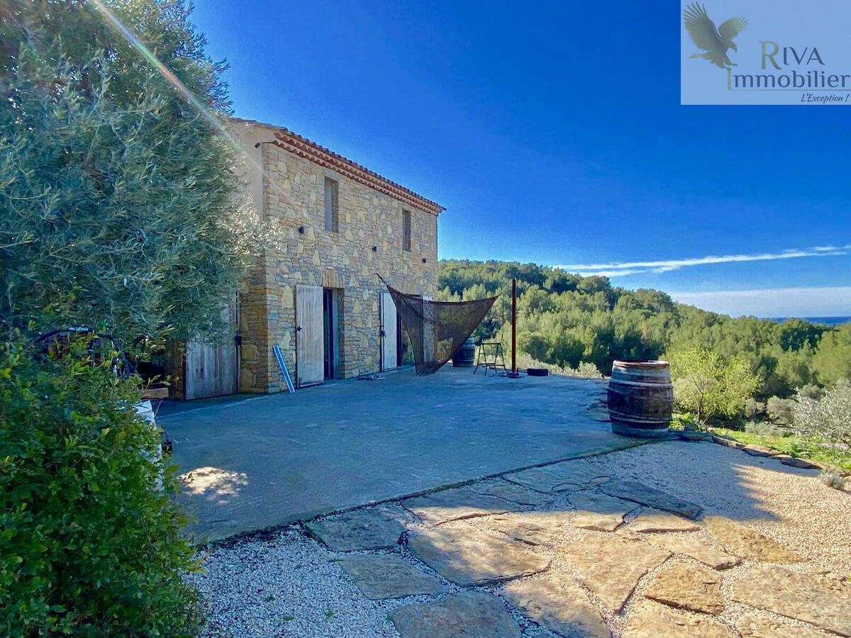 House Saint-Cyr-sur-Mer