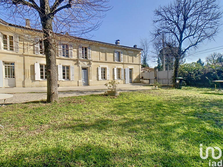 Saint-Denis-de-Pile : Maison, villa et propriété à vendre - BellesPierres