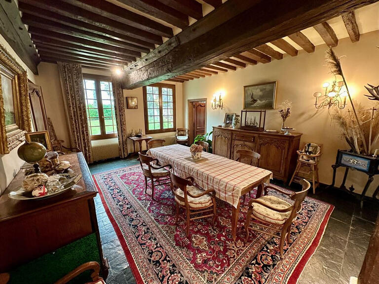 Maison Saint-Désir - 4 chambres - 203m²