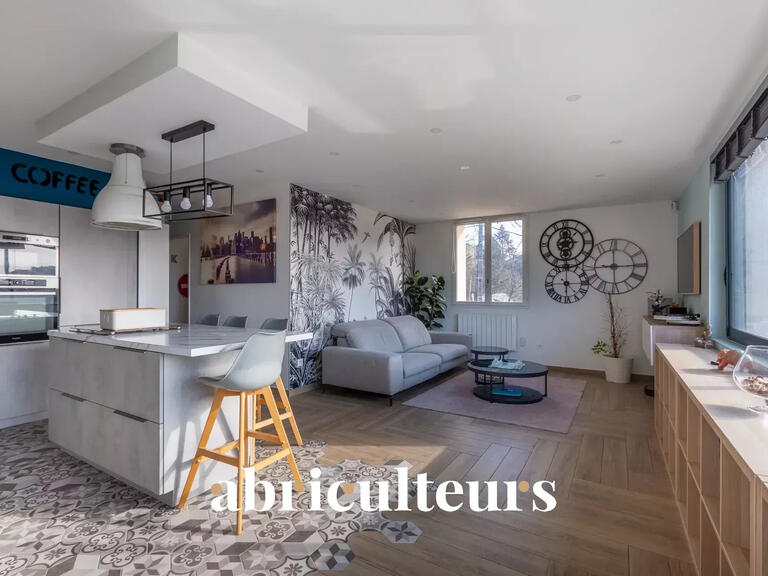 Apartment Saint-Didier-au-Mont-d'Or - 4 bedrooms - 94m²