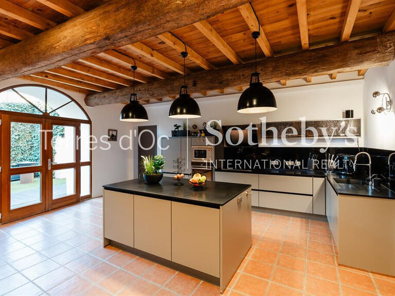 House Saint-Estève - 3 bedrooms - 218m²