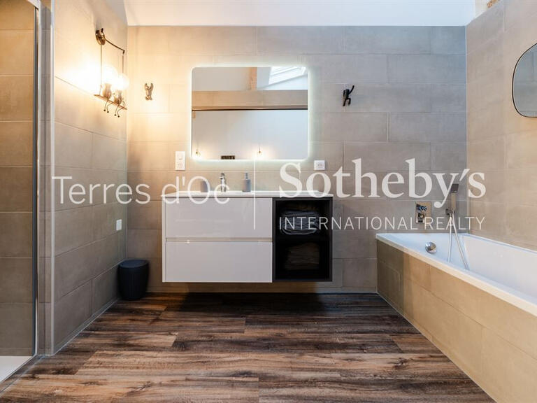 House Saint-Estève - 3 bedrooms - 218m²