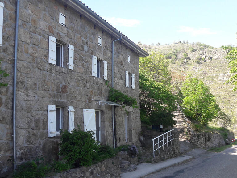 Maison Saint-Étienne-de-Serre - 4 chambres - 160m²