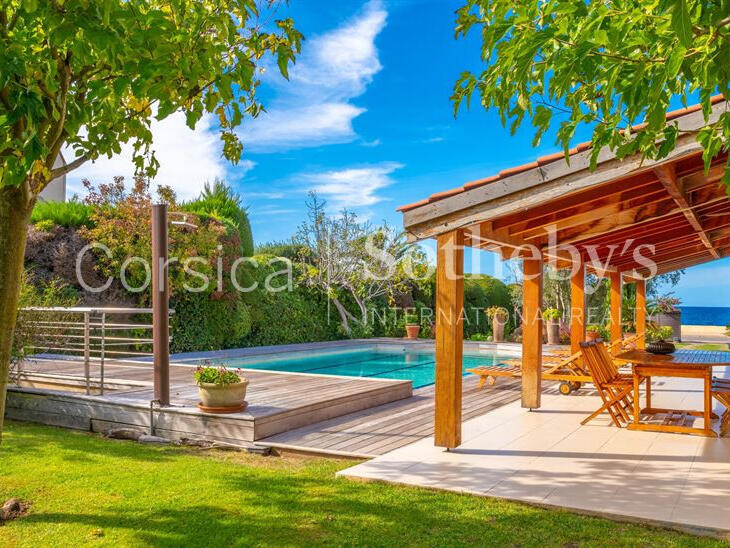 House Saint-Florent - 5 bedrooms - 400m²