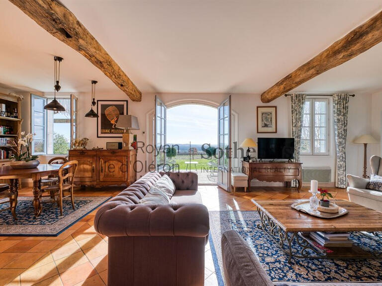 Maison Saint-Fort-sur-Gironde - 4 chambres - 150m²