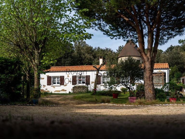 Maison Saint-Georges-d'Oléron - 6 chambres - 194m²