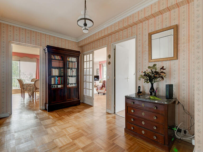 Apartment Saint-Germain-en-Laye - 4 bedrooms - 149m²