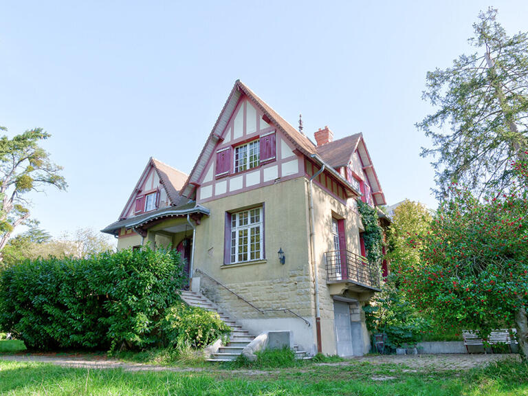 Maison Saint-Germain-en-Laye - 8 chambres - 349m²