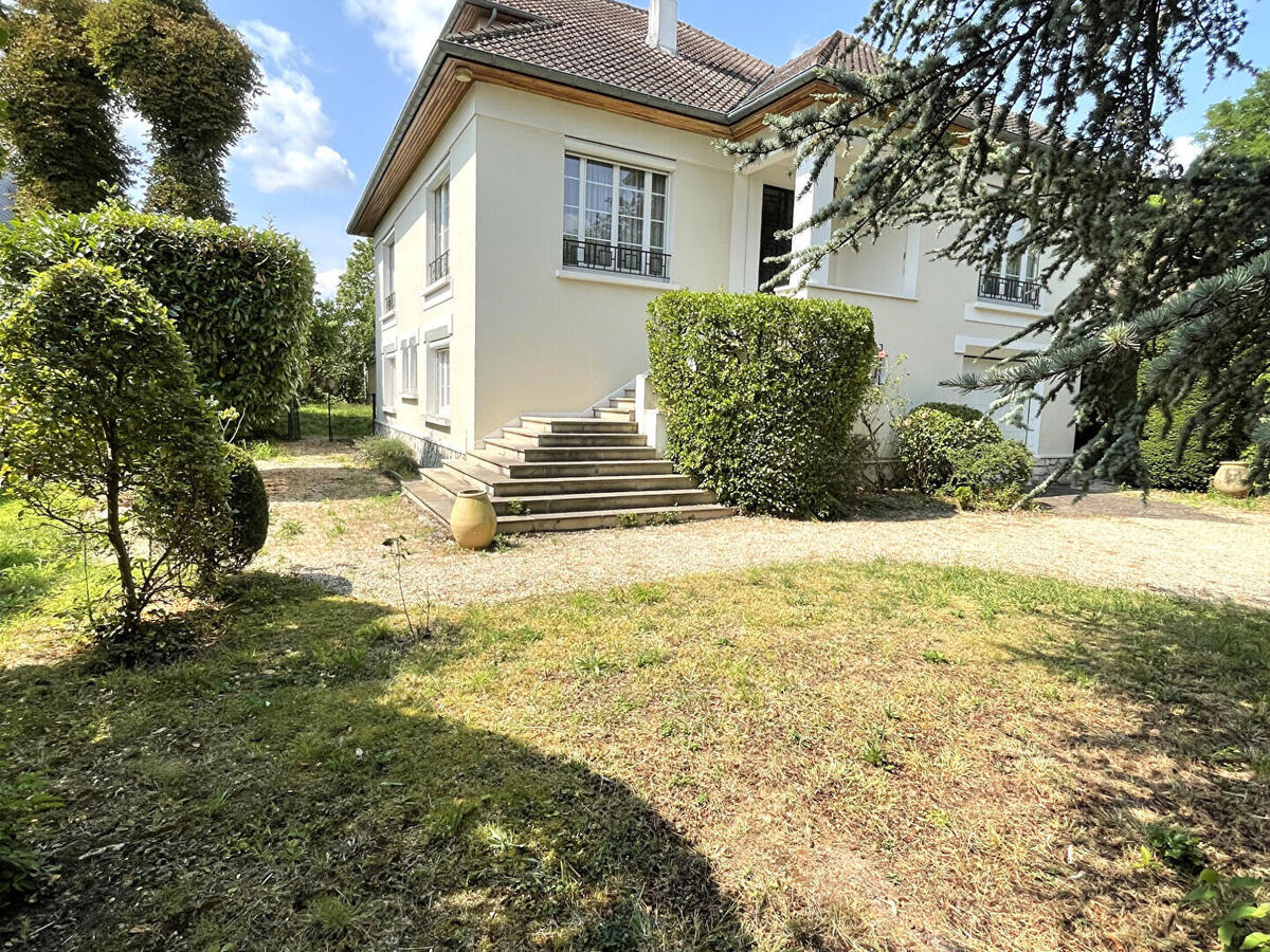 House Saint-Germain-en-Laye