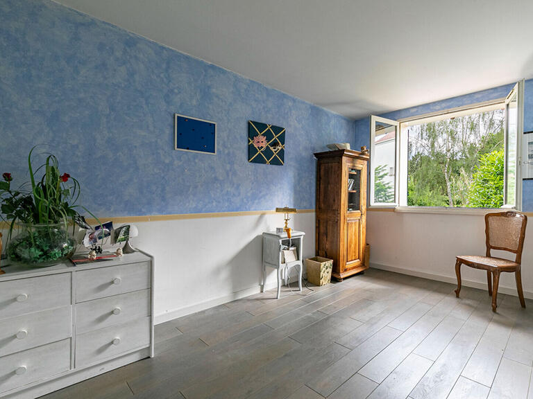 Maison Saint-Germain-en-Laye - 4 chambres - 140m²