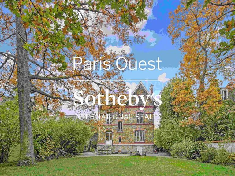 House Saint-Germain-en-Laye - 6 bedrooms - 280m²