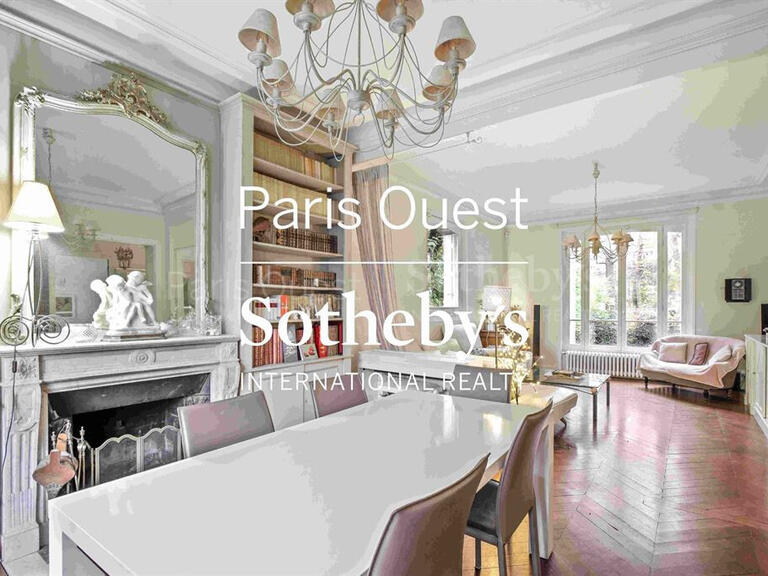 House Saint-Germain-en-Laye - 6 bedrooms - 280m²