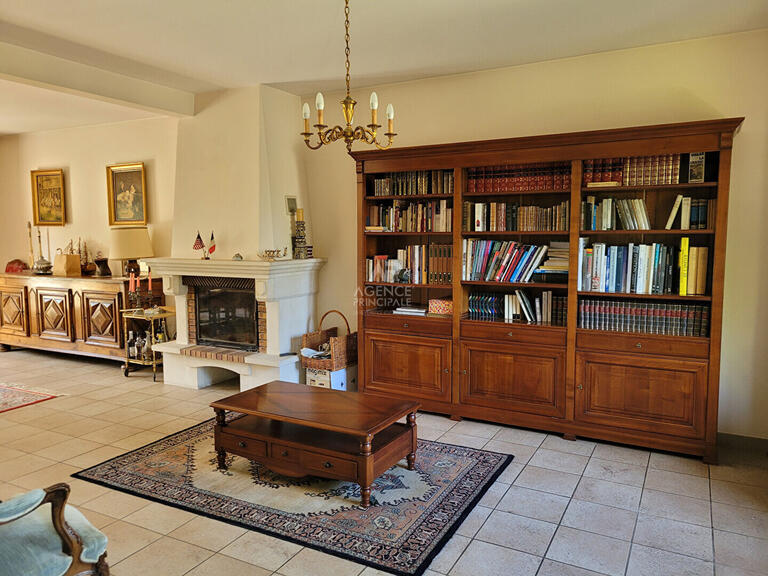 Maison Saint-Germain-en-Laye - 4 chambres - 157m²