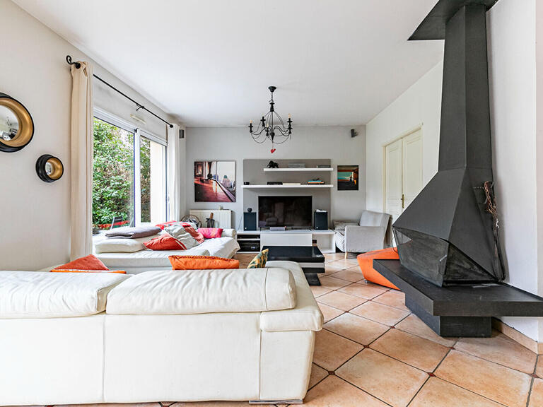 House Saint-Germain-en-Laye - 5 bedrooms - 180m²