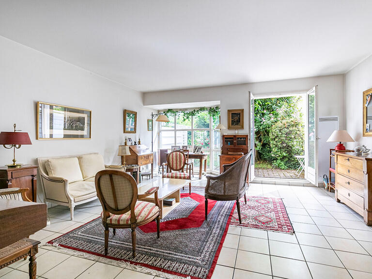 House Saint-Germain-en-Laye - 4 bedrooms - 140m²