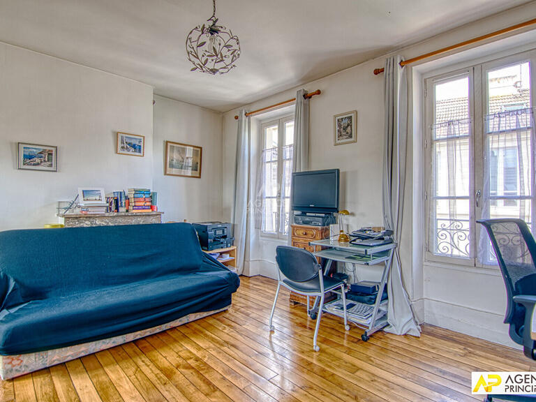 House Saint-Germain-en-Laye - 4 bedrooms - 171m²