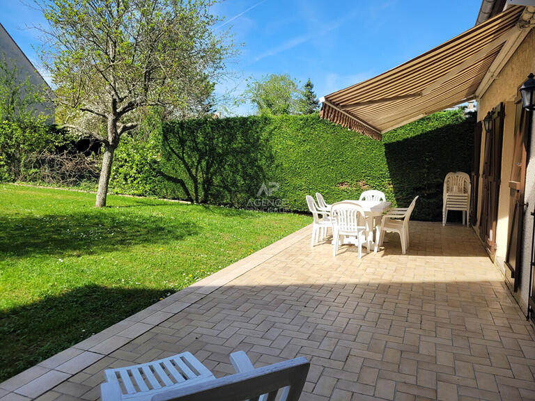 House Saint-Germain-en-Laye - 4 bedrooms - 157m²