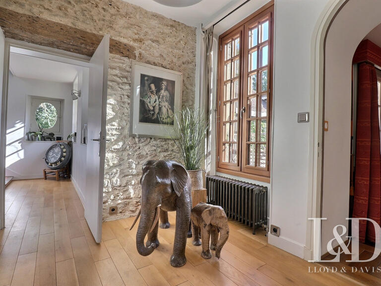 Maison Saint-Germain-lès-Corbeil - 4 chambres - 245m²