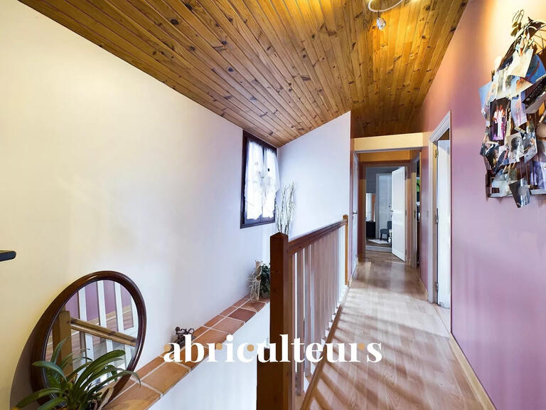 Maison Saint-Hilaire-de-Chaléons - 3 chambres - 218m²