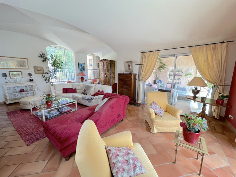 Maison Saint-Hippolyte-le-Graveyron - 5 chambres - 297m²