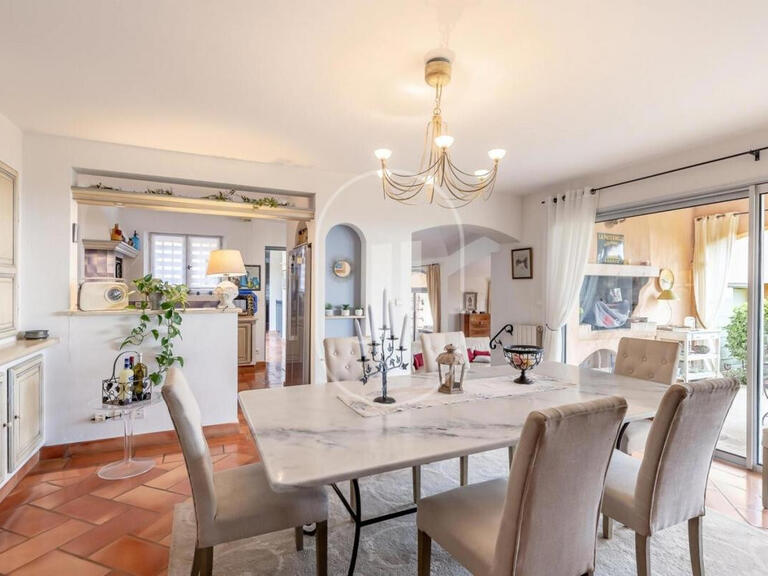 Property Saint-Hippolyte-le-Graveyron - 4 bedrooms - 303m²