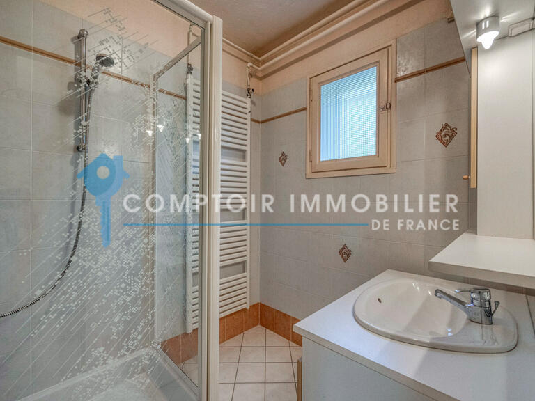 House Saint-Ismier - 4 bedrooms - 175m²