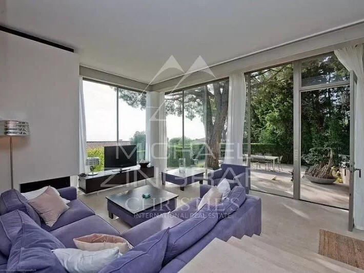 Villa Saint-Jean-Cap-Ferrat - 5 chambres - 190m²