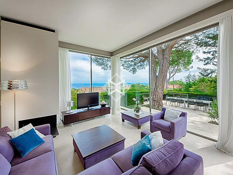 Villa Saint-Jean-Cap-Ferrat - 4 bedrooms - 200m²