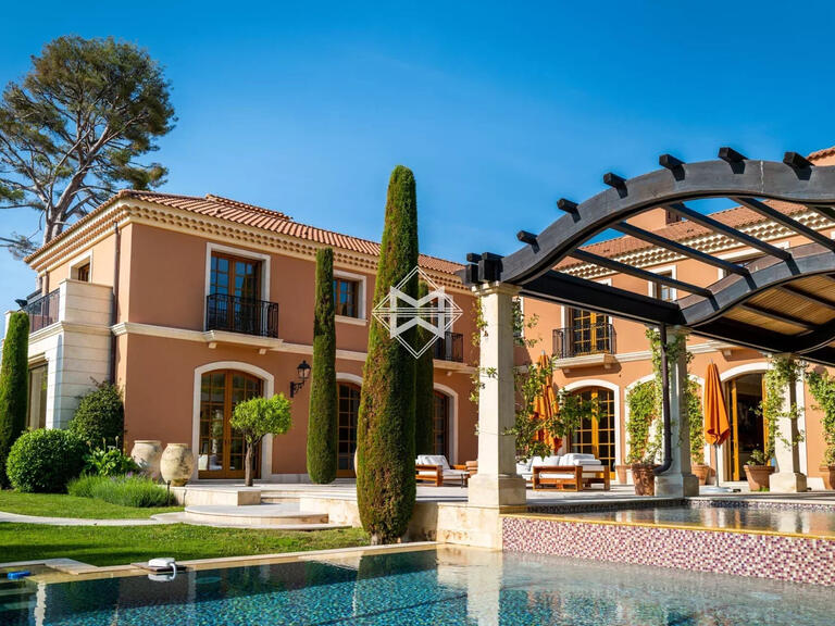 Villa Saint-Jean-Cap-Ferrat - 6 chambres - 1150m²