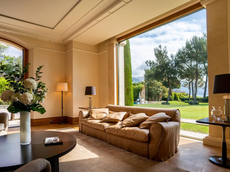 Villa Saint-Jean-Cap-Ferrat - 6 bedrooms - 1150m²