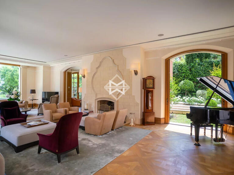 Villa Saint-Jean-Cap-Ferrat - 6 chambres - 1150m²