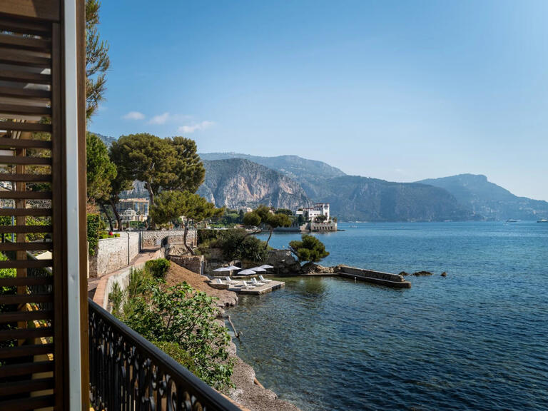 Villa Saint-Jean-Cap-Ferrat - 6 bedrooms - 1150m²