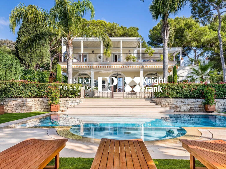 Villa Saint-Jean-Cap-Ferrat - 8 bedrooms - 320m²