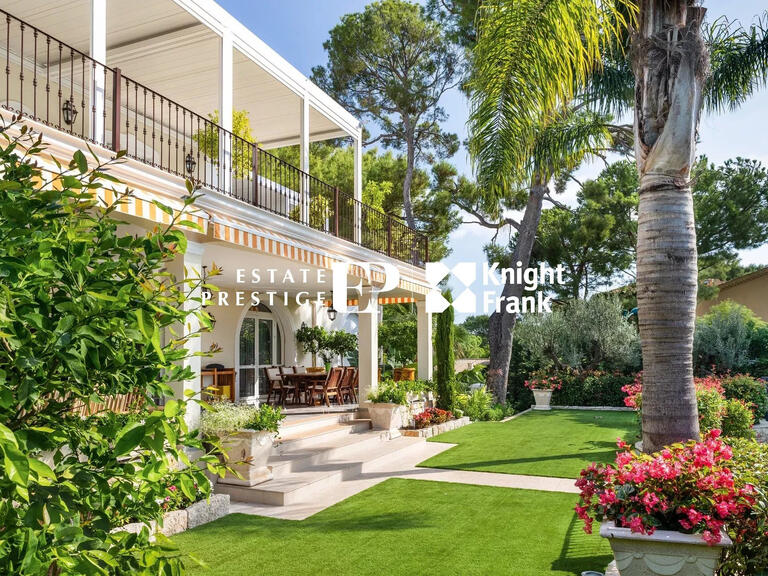 Villa Saint-Jean-Cap-Ferrat - 8 bedrooms - 320m²