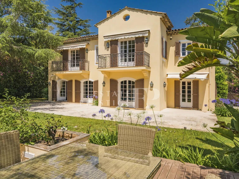 Villa Saint-Jean-Cap-Ferrat - 5 chambres - 234m²