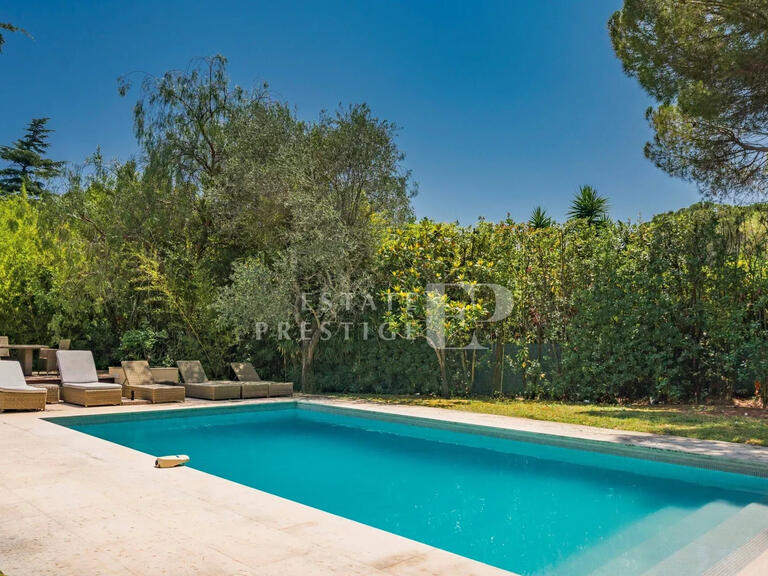 Villa Saint-Jean-Cap-Ferrat - 5 chambres - 234m²