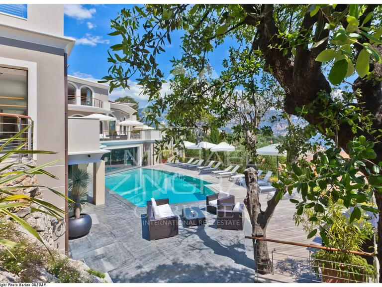 Villa Saint-Jean-Cap-Ferrat - 8 chambres - 1200m²