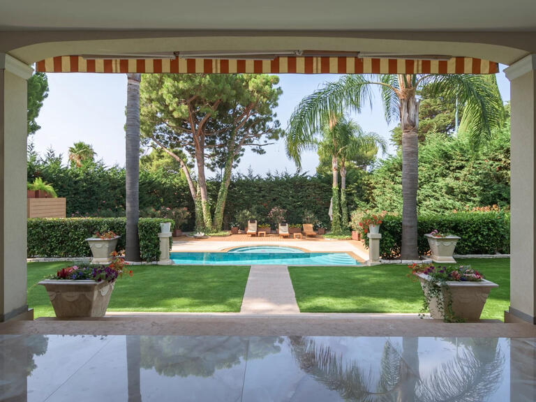 Villa Saint-Jean-Cap-Ferrat - 7 chambres - 330m²