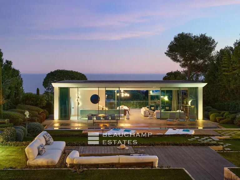 Villa Saint-Jean-Cap-Ferrat - 5 chambres - 411m²