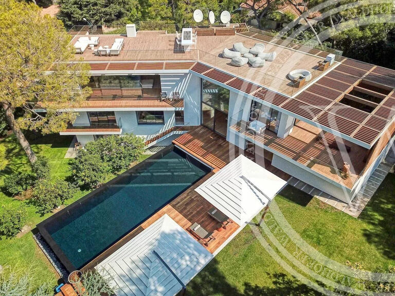 Villa Saint-Jean-Cap-Ferrat - 5 chambres - 2330m²