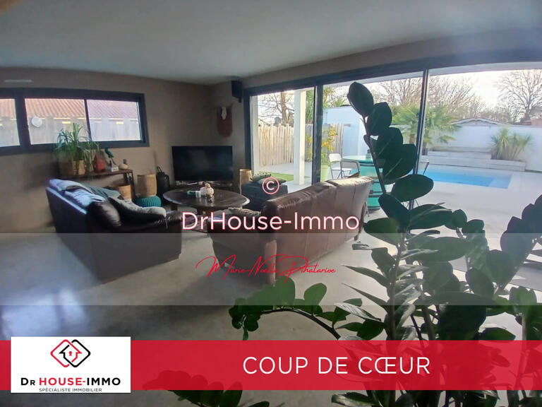 Villa Saint-Jean-d'Illac - 4 chambres - 146m²