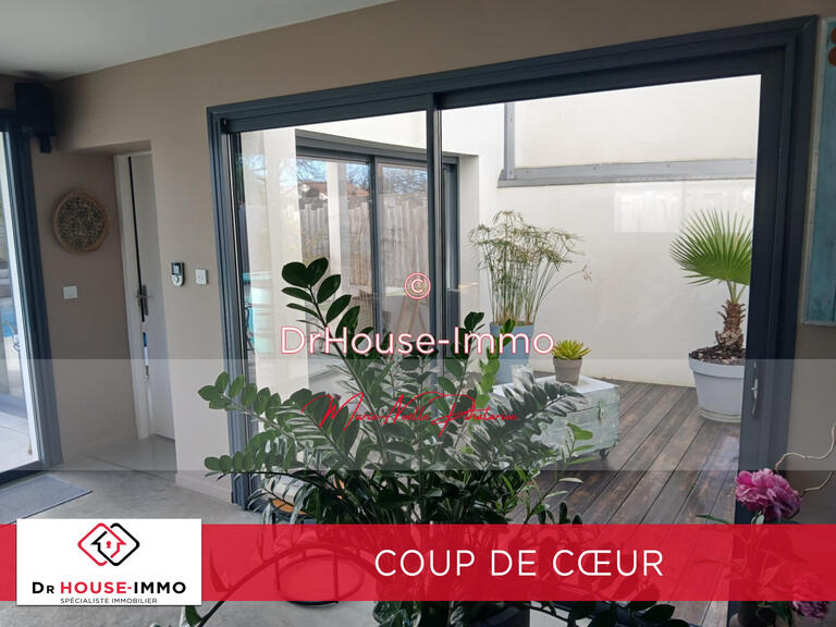 Villa Saint-Jean-d'Illac - 4 chambres - 146m²